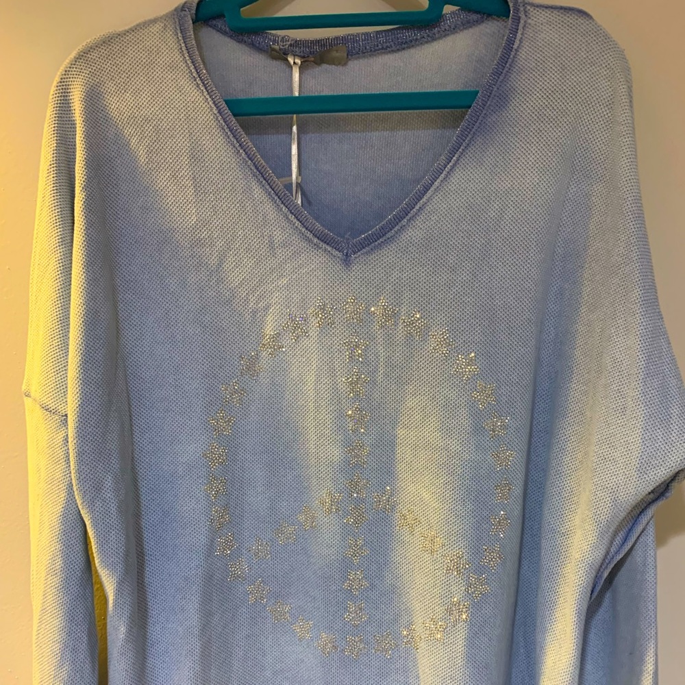 Carla Giannini Crystal Peace Sign Top